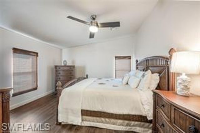 89 Pacific WAY # 89, Naples, FL 34104