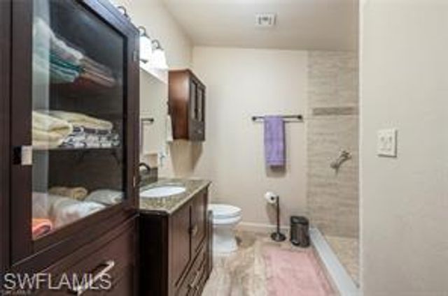 89 Pacific WAY # 89, Naples, FL 34104