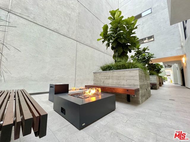 1234 Wilshire Boulevard 403, Los Angeles, CA 90017