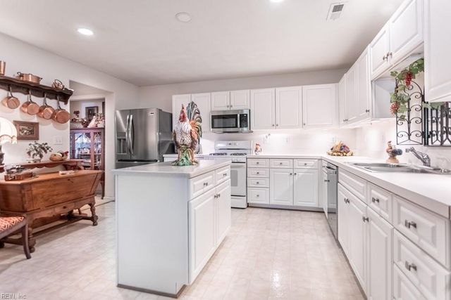 204 Gaslight WAY, Williamsburg, VA 23188