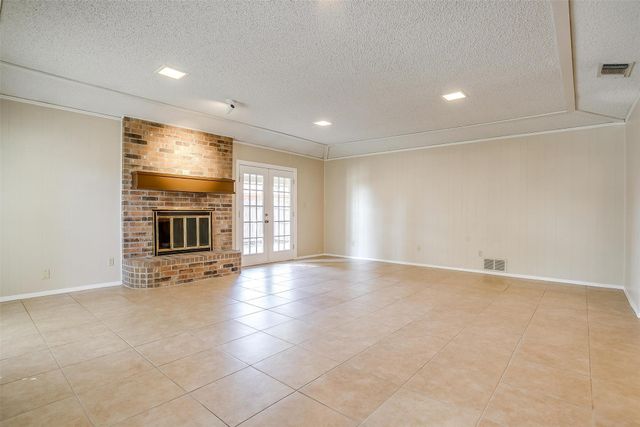 4860 Ledgestone Court, Fort Worth, TX 76132