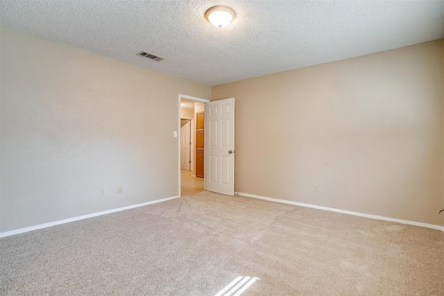 4860 Ledgestone Court, Fort Worth, TX 76132