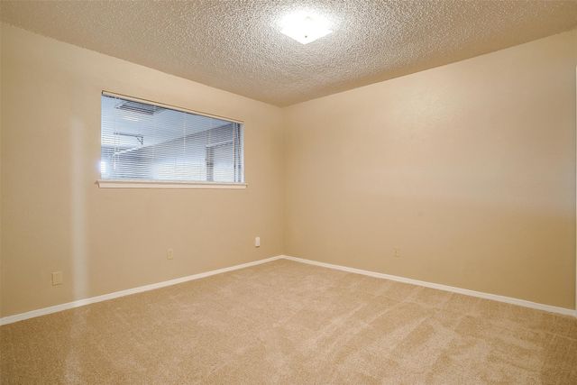4860 Ledgestone Court, Fort Worth, TX 76132