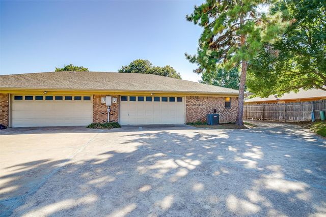 4860 Ledgestone Court, Fort Worth, TX 76132