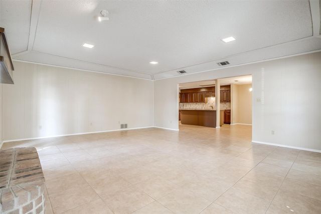 4860 Ledgestone Court, Fort Worth, TX 76132