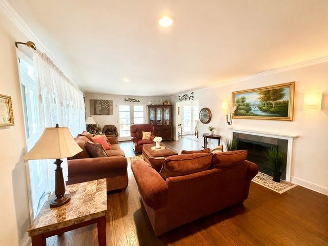 72 FOSTER RD, Tenafly, NJ 07670