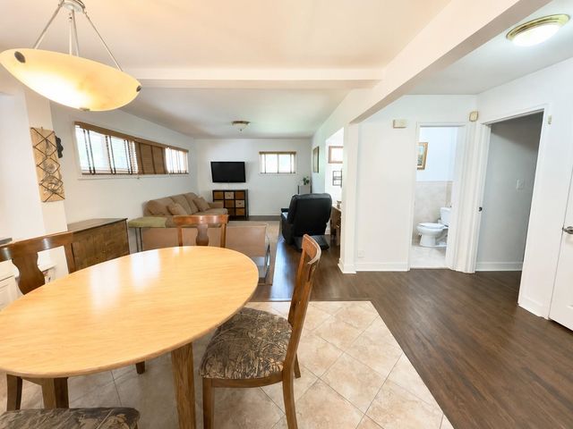 72 FOSTER RD, Tenafly, NJ 07670