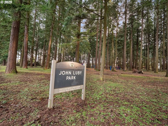 1915 Ne 148TH Ave, Portland, OR 97230