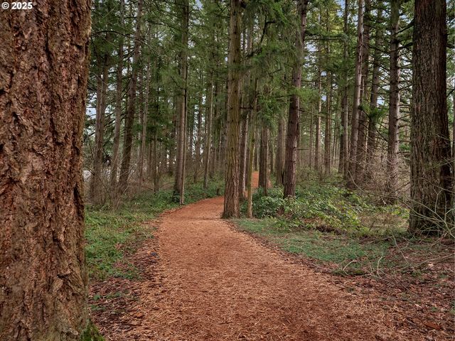 1915 Ne 148TH Ave, Portland, OR 97230