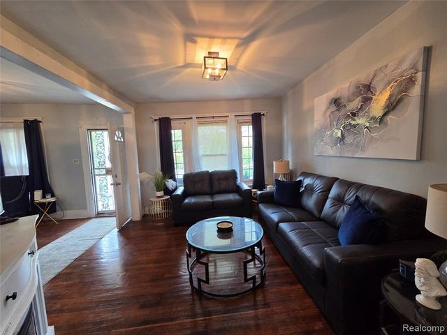 202 Connecticut Street, Highland Park, MI 48203