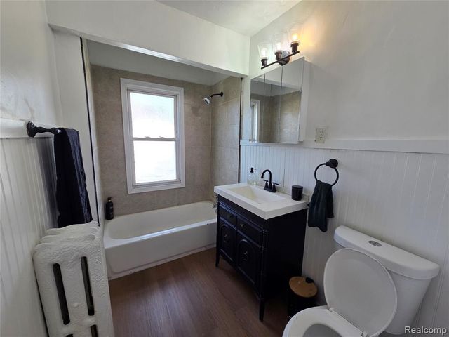 202 Connecticut Street, Highland Park, MI 48203