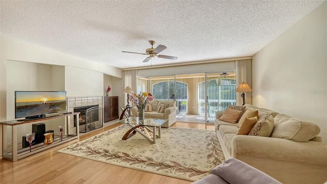 5521 CHANTECLAIRE 21, Sarasota, FL 34235