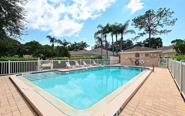 5521 CHANTECLAIRE 21, Sarasota, FL 34235
