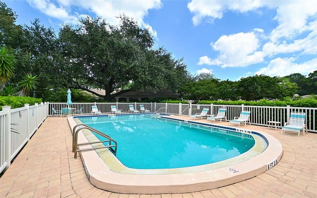 5521 CHANTECLAIRE 21, Sarasota, FL 34235