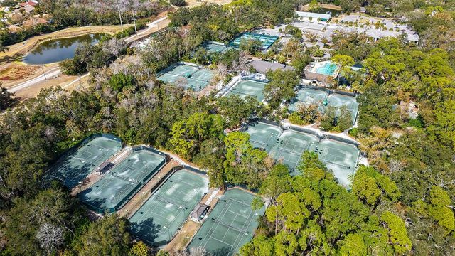 5521 CHANTECLAIRE 21, Sarasota, FL 34235