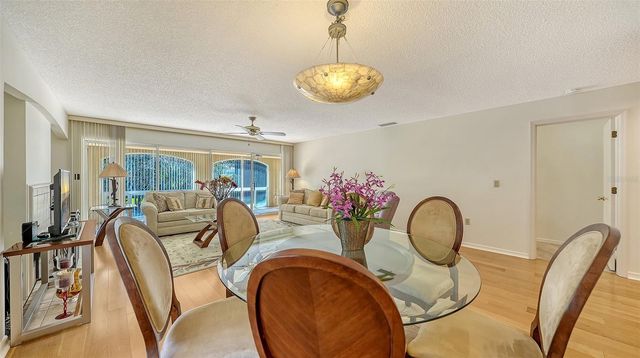 5521 CHANTECLAIRE 21, Sarasota, FL 34235