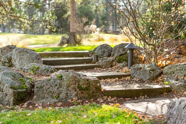 57692 Vine Maple Lane 17, Sunriver, OR 97707