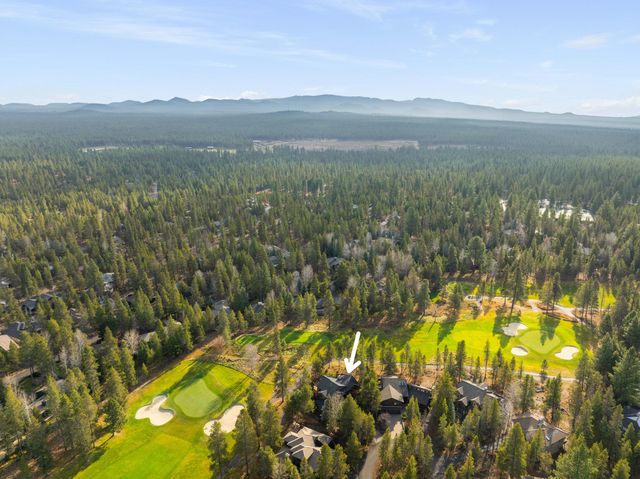 57692 Vine Maple Lane 17, Sunriver, OR 97707