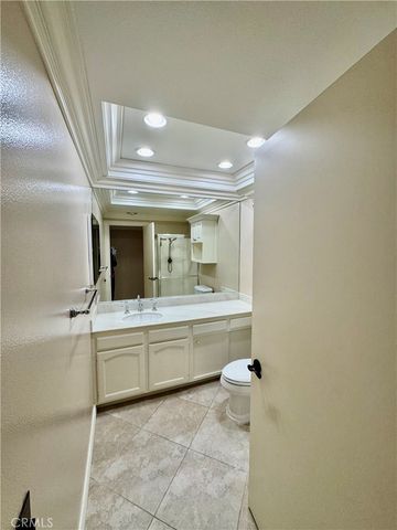 5510 Paseo Del Lago W 2B, Laguna Woods, CA 92637