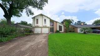 251 Holyhead Drive, Houston, TX 77015