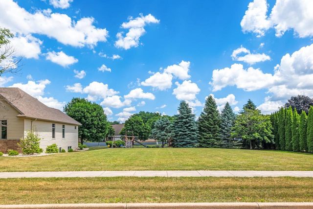 1015 Thomas Street, Ripon, WI 54971