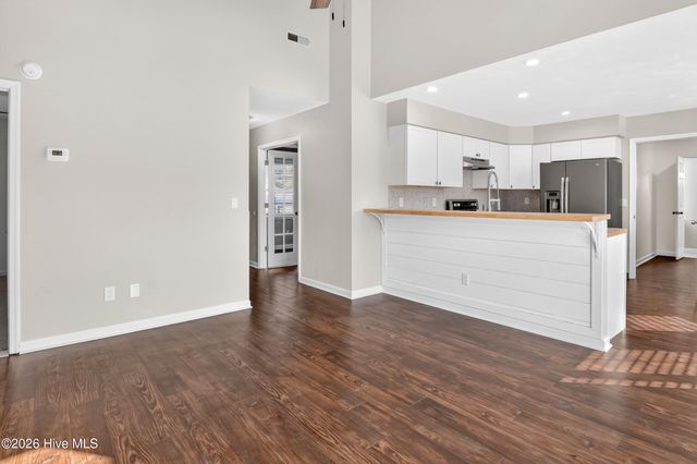100 Carolina Road, Moyock, NC 27958