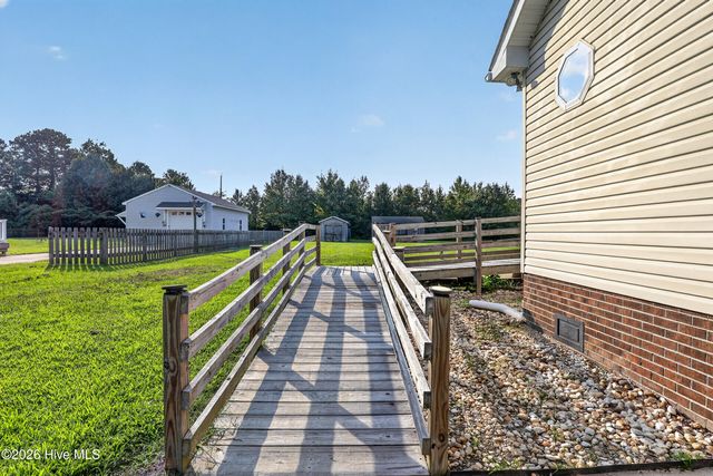 100 Carolina Road, Moyock, NC 27958