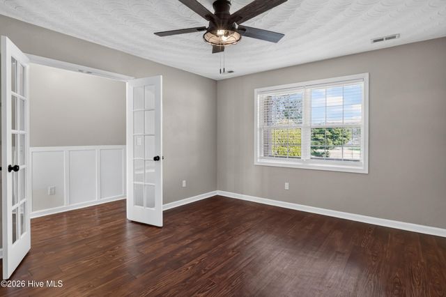 100 Carolina Road, Moyock, NC 27958