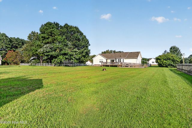 100 Carolina Road, Moyock, NC 27958