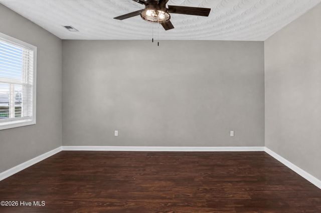 100 Carolina Road, Moyock, NC 27958