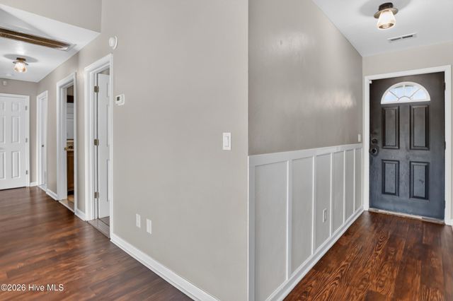100 Carolina Road, Moyock, NC 27958