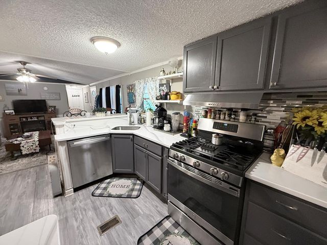 754 Ruby Lake Drive, Hiawassee, GA 30546