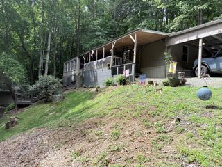 754 Ruby Lake Drive, Hiawassee, GA 30546