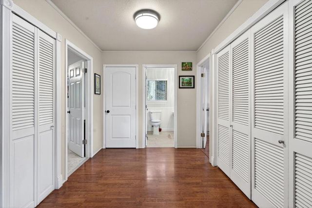 6870 Lakeview Drive, Salinas, CA 93907