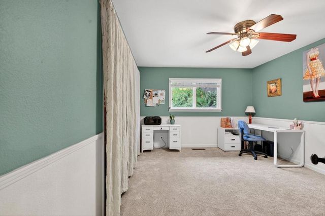 6870 Lakeview Drive, Salinas, CA 93907