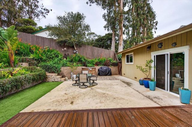 6870 Lakeview Drive, Salinas, CA 93907