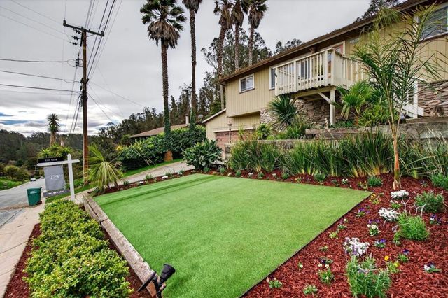 6870 Lakeview Drive, Salinas, CA 93907