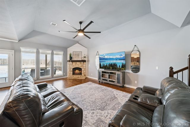 2101 W 117th Street, Jenks, OK 74037