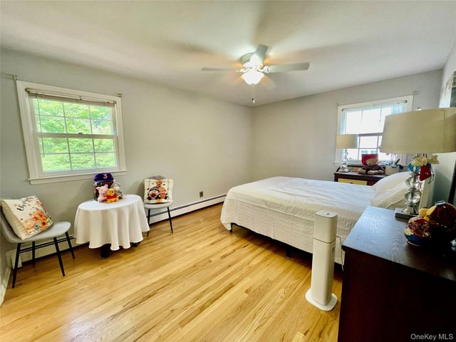 21 Noyes Lane, Huntington, NY 11743