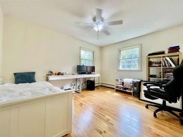 21 Noyes Lane, Huntington, NY 11743
