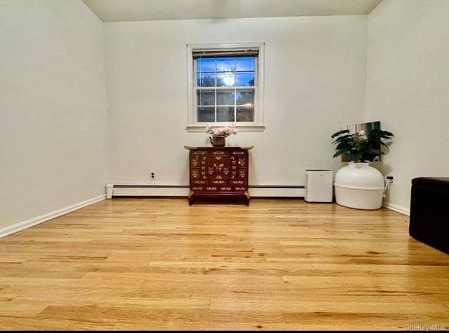 21 Noyes Lane, Huntington, NY 11743