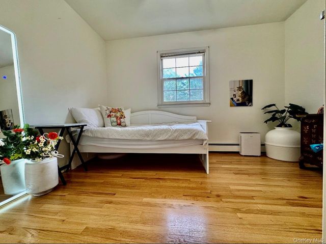 21 Noyes Lane, Huntington, NY 11743