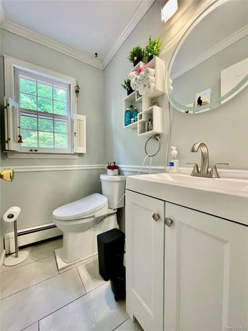 21 Noyes Lane, Huntington, NY 11743