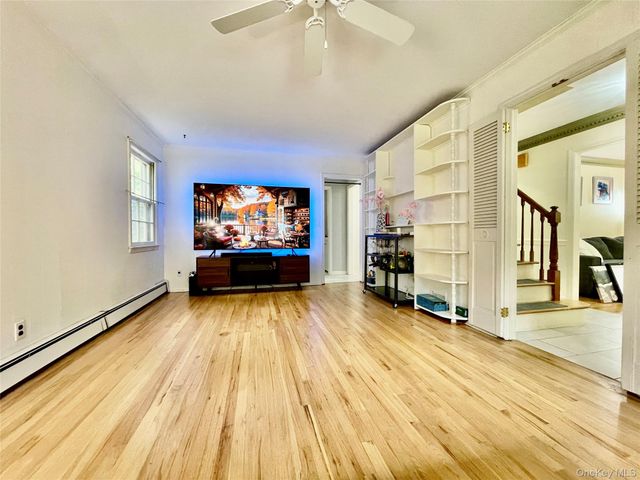21 Noyes Lane, Huntington, NY 11743