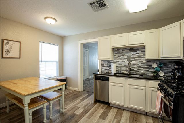 1108 N 28th Street, Waco, TX 76707