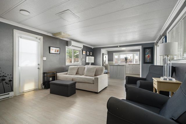 306 Logenita Street, Palm Springs, CA 92264