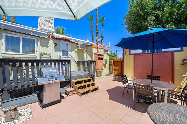 306 Logenita Street, Palm Springs, CA 92264