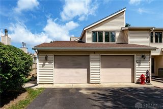 8046 Timberlodge Trail 25, Washington Twp, OH 45458
