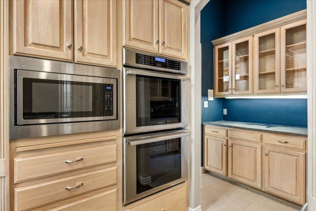 2306 Winton Terrace Court, Granbury, TX 76048