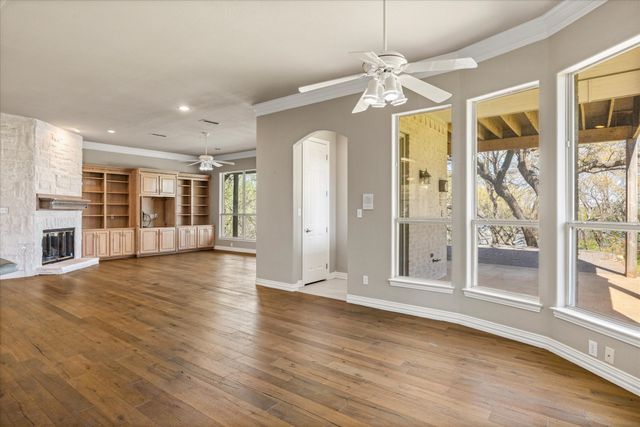 2306 Winton Terrace Court, Granbury, TX 76048